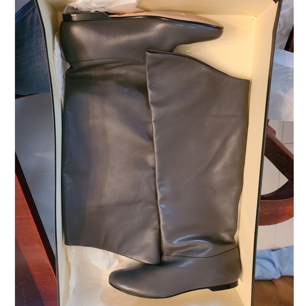 Never used Loft Mina flat boot
